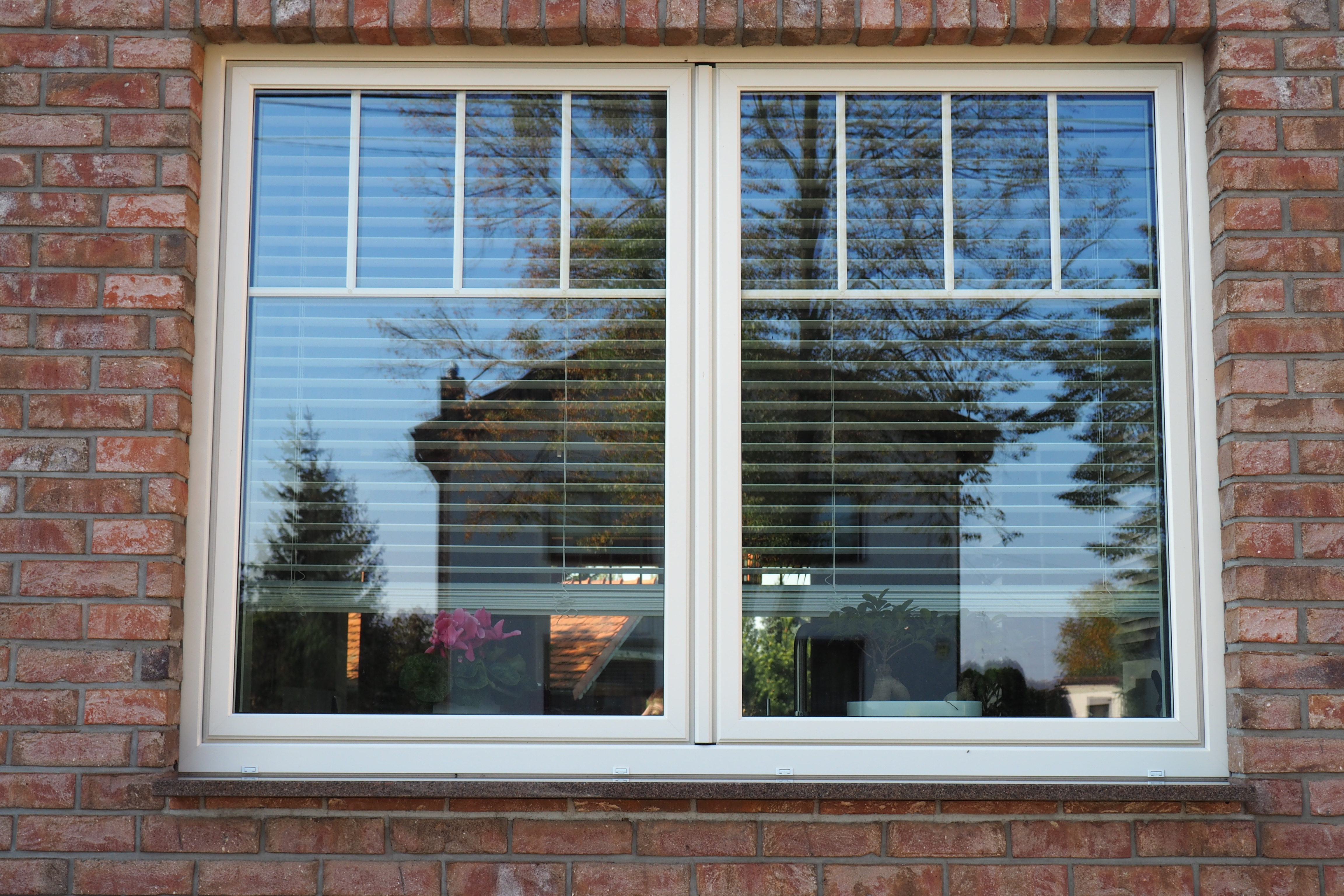 Decalu-94-Retro-moderne-villa