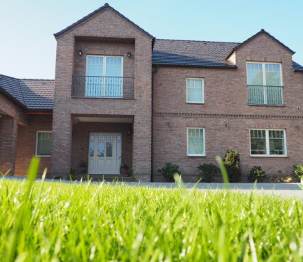 Decalu-94-Retro-moderne-villa